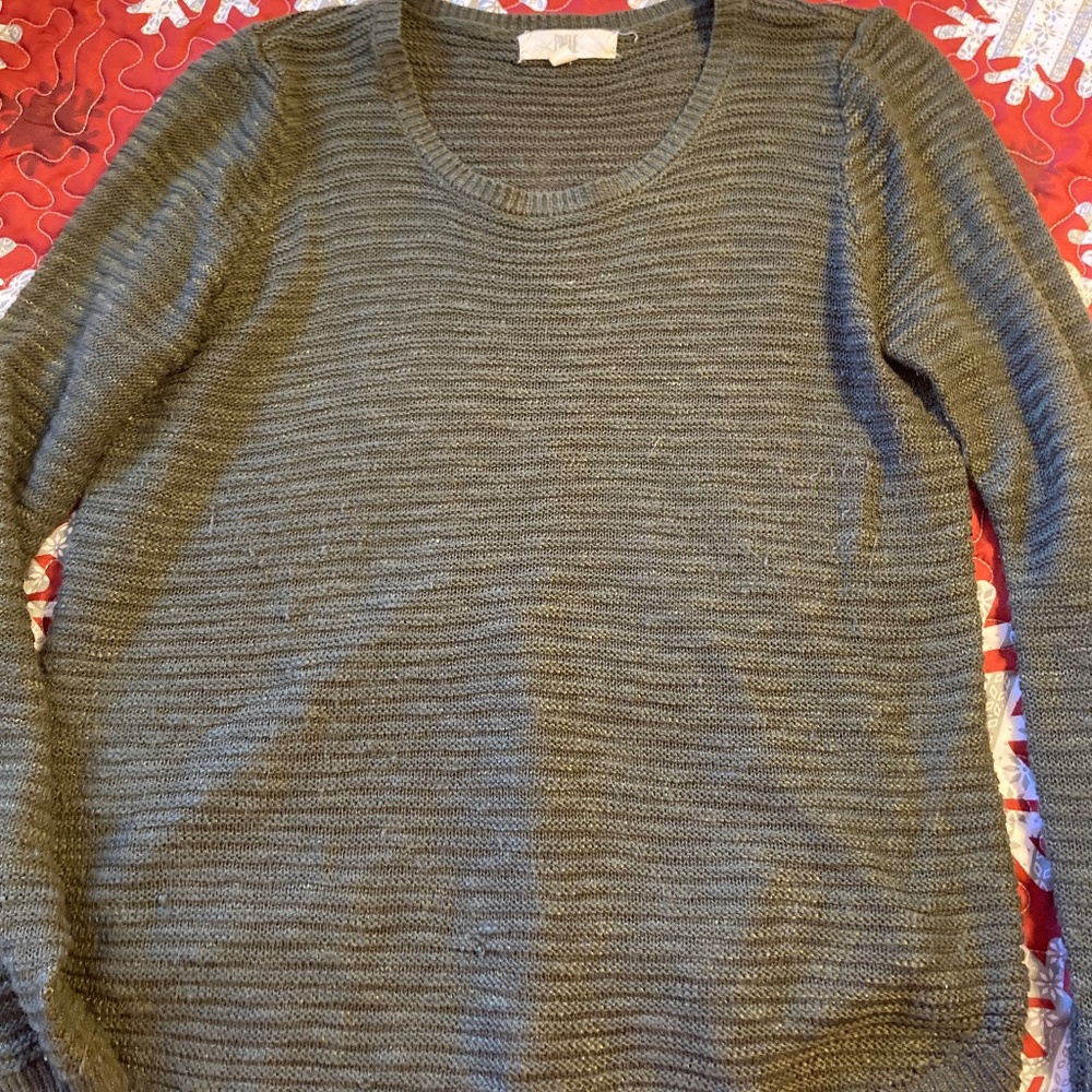 Pinque Army Green size large sweater
